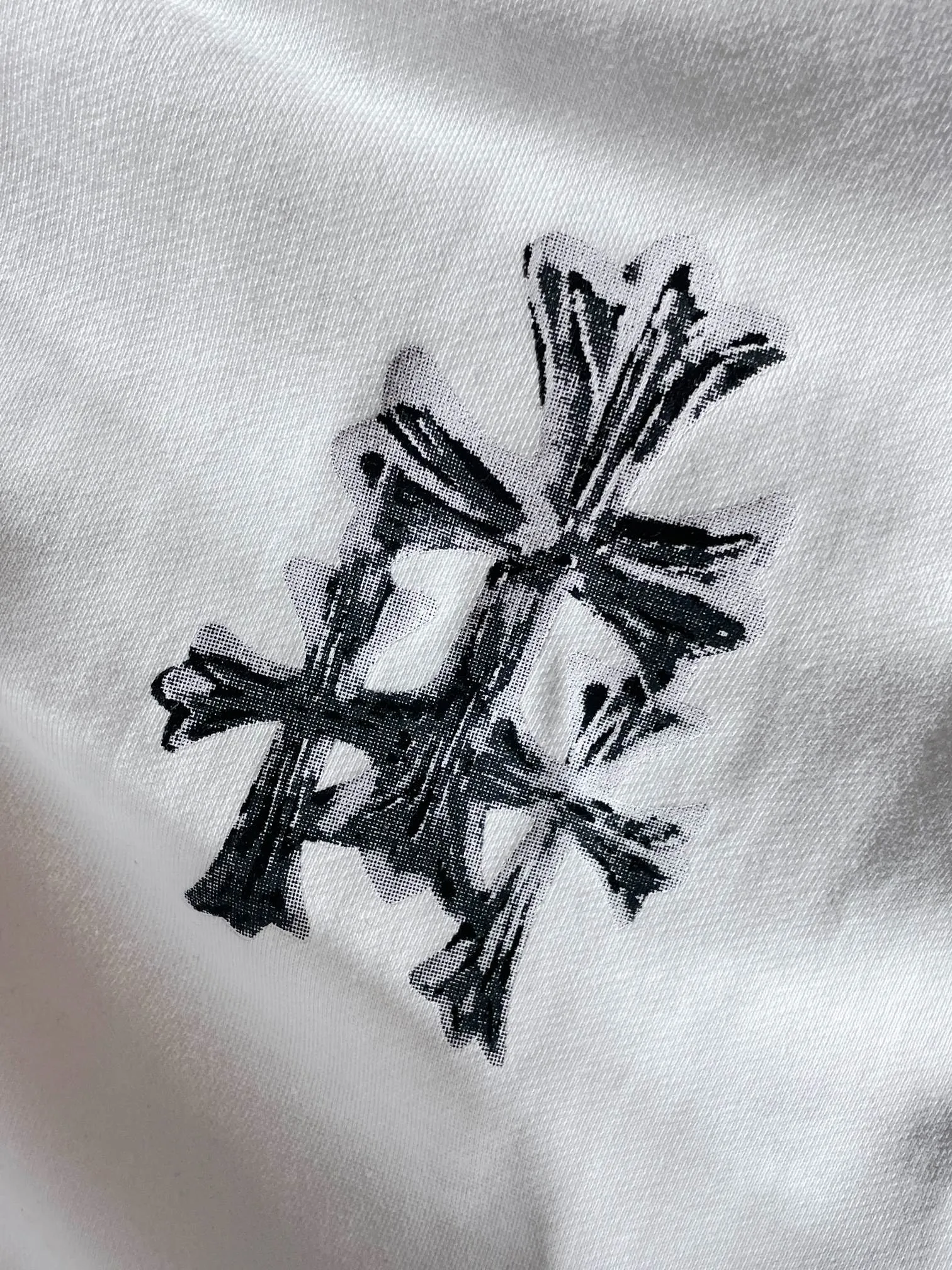 P246 Chrome Hearts Autumn and Winter 2025 Counter Synchronization ❤️ Chrome Sanskrit hooded sweatshirt High version embroidery ➕ Leather version Improved customized version 1:1 high-weight high-quality fabric 🌈Recommended colors: white black 🌈 Size: S, M, L, XL